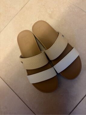 REEF Neutral Tan & Cream Double Strap Slide Sandals